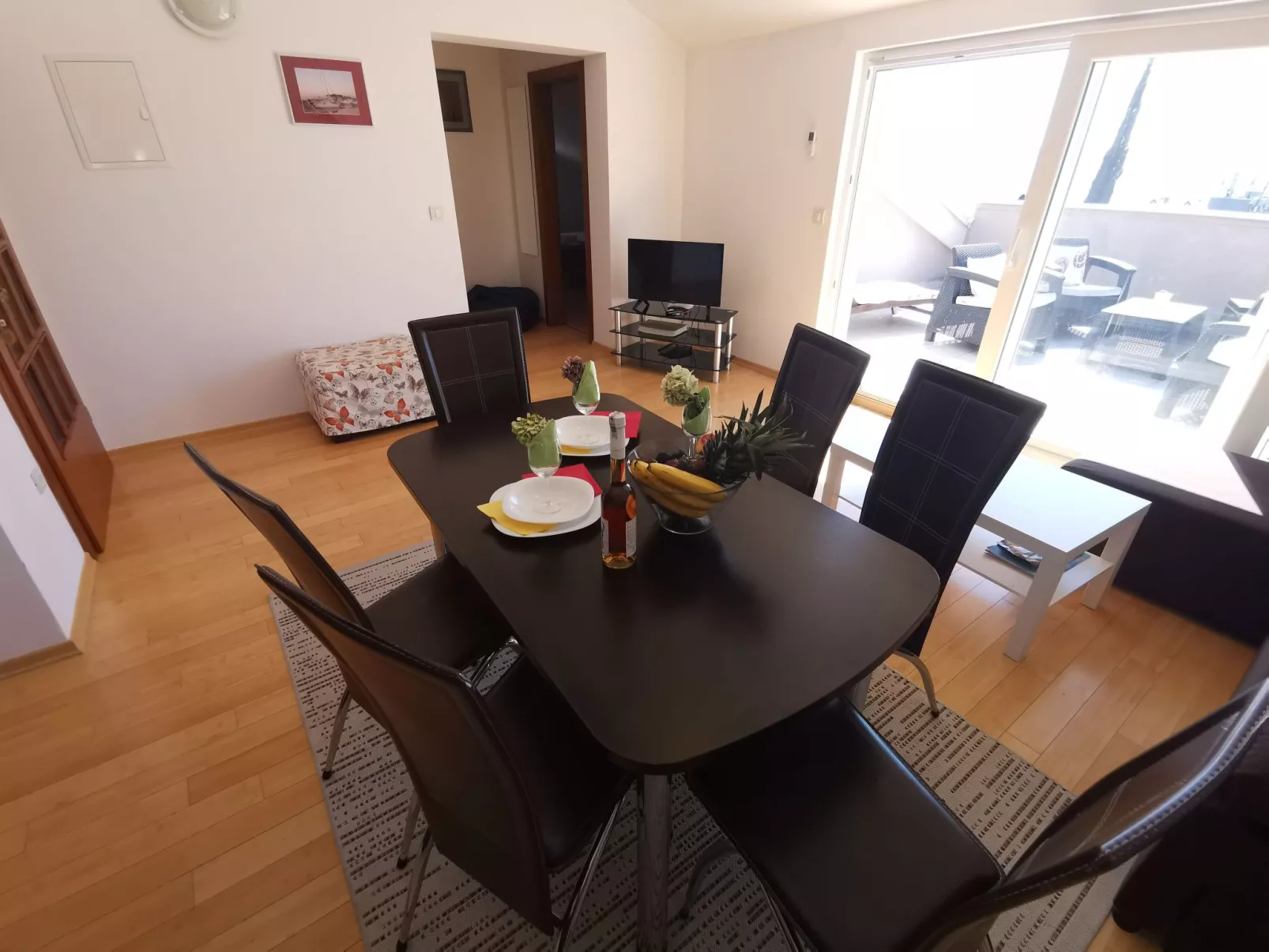 Wohnung für 6 Personen mit Terrasse und Meerblick-Binnen