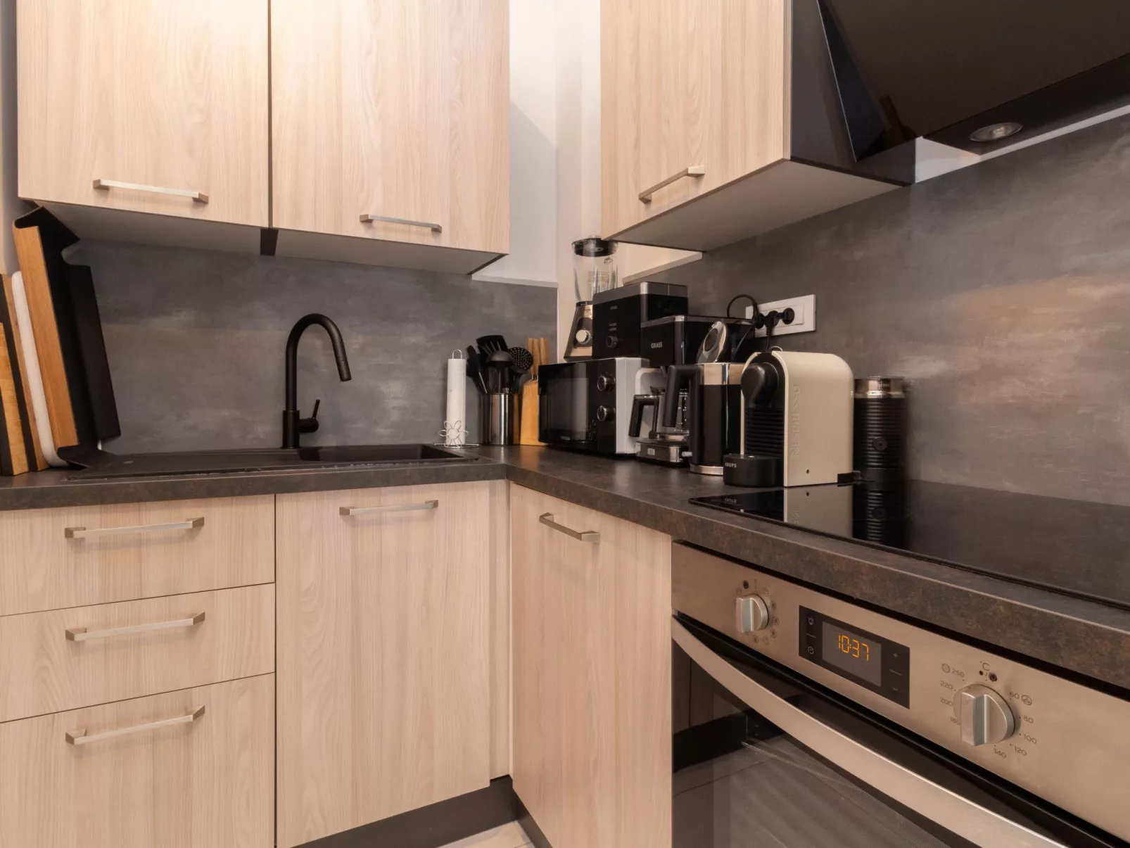 Wohnung mit Pool in Strandnähe -TA Leut Agency-Binnen