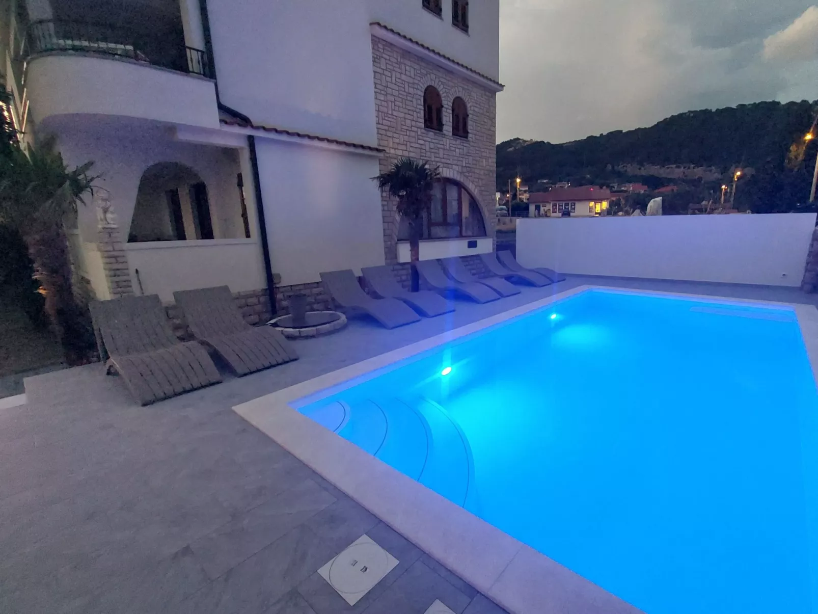 Tolle Wohnung Amphora mit möbliertem Balkon-Buiten