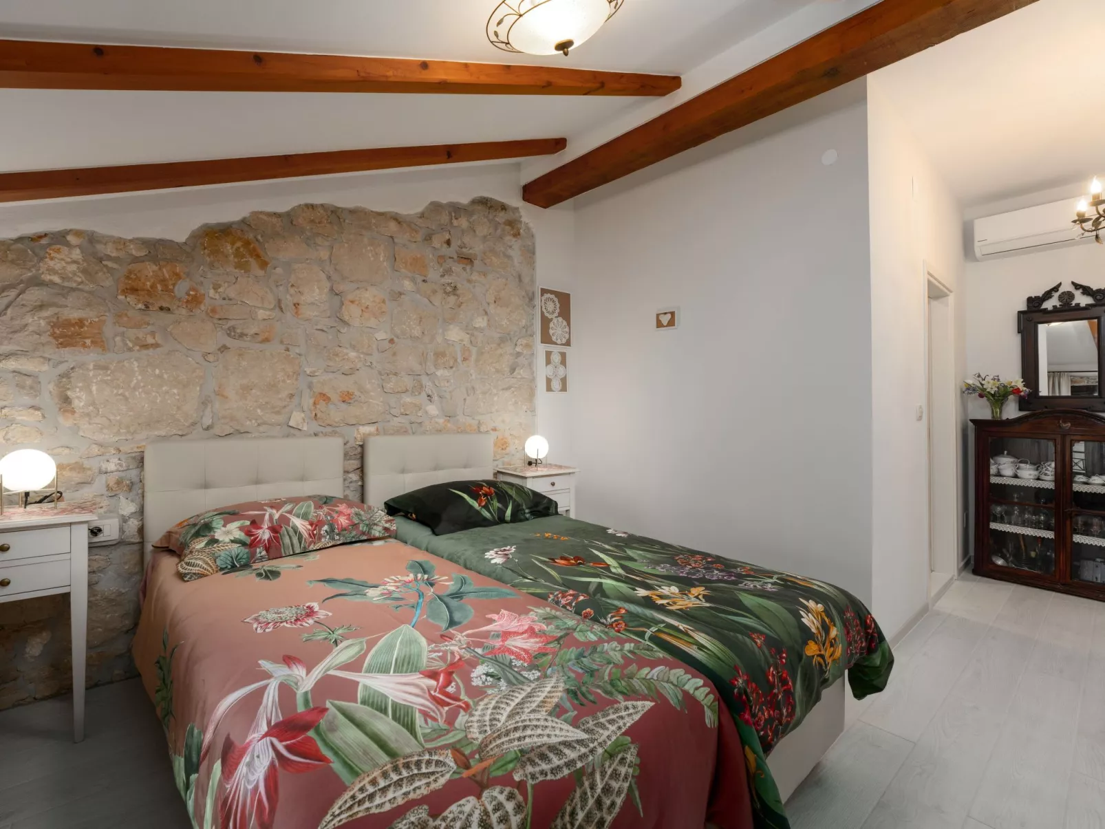 Piazzetta Studio-Binnen