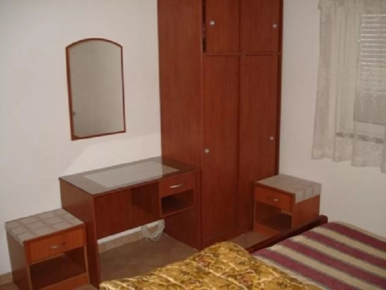 Mit Balkon, für fünf Personen-Binnen