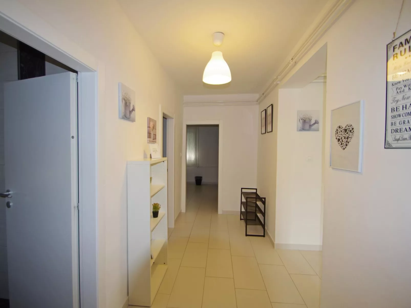 In Rakalj mit privatem Parkplatz-Binnen