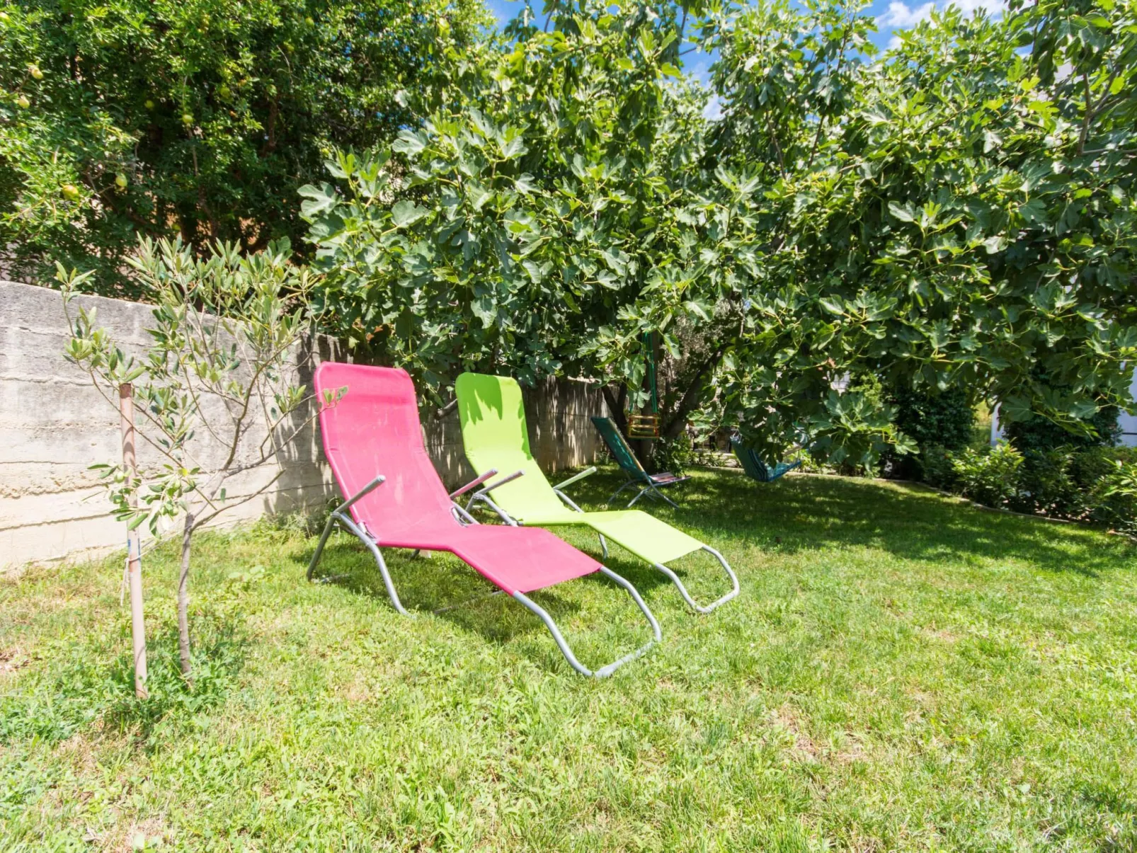 Wohnung "Lorenzo" mit Terrasse-Buiten