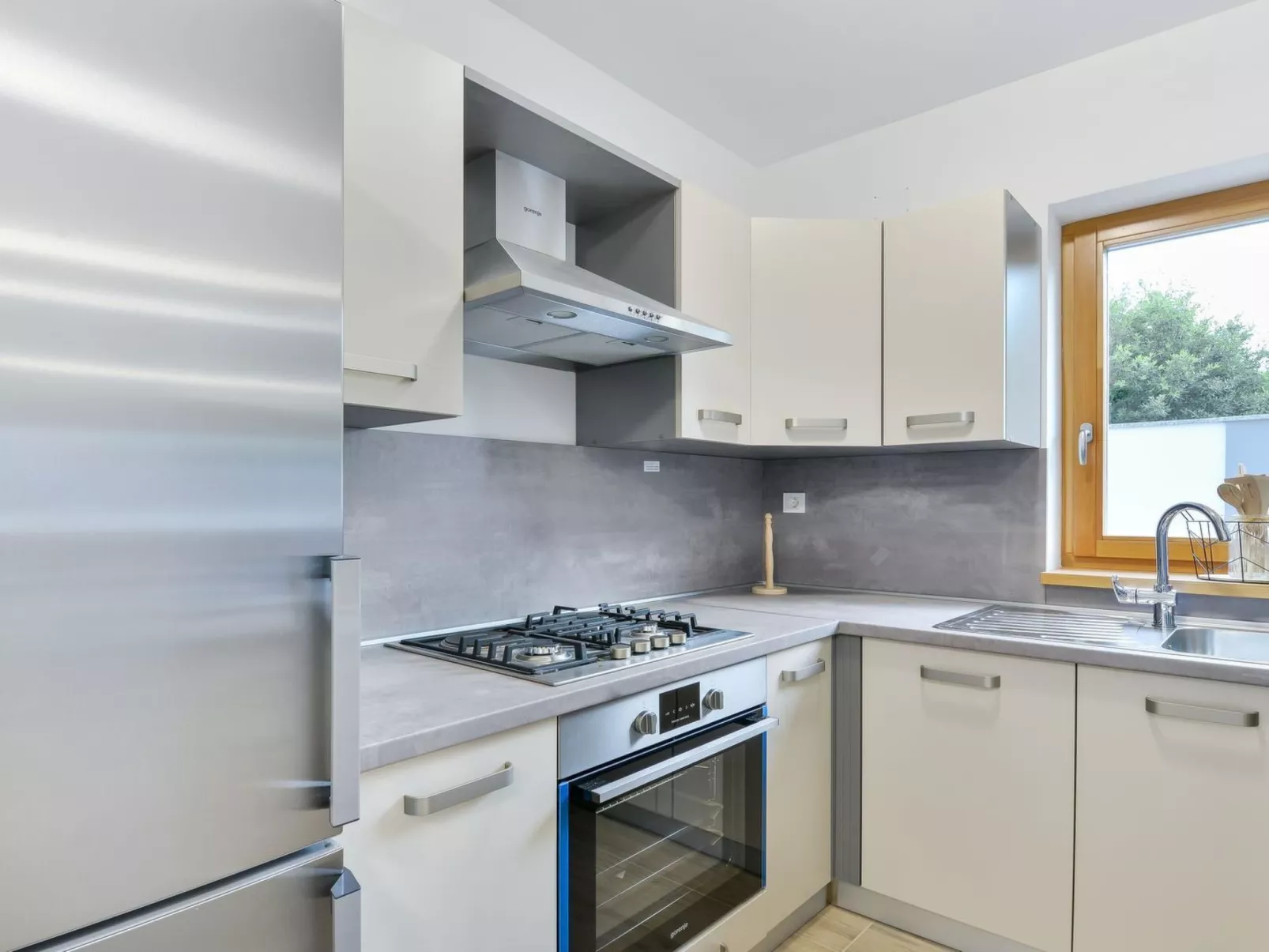 Villa mit Dachterrasse und Pool - Agentur TA Leut-Binnen