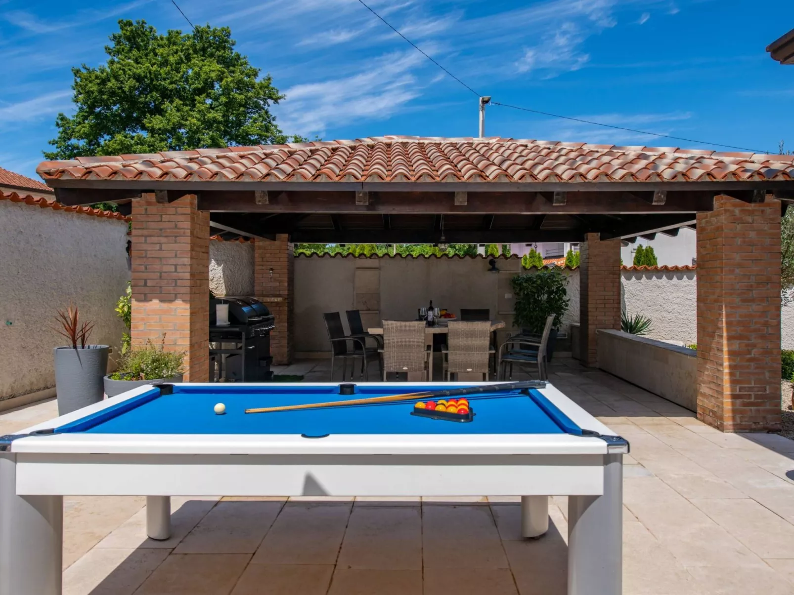 Villa Künstler-Image-tags.info