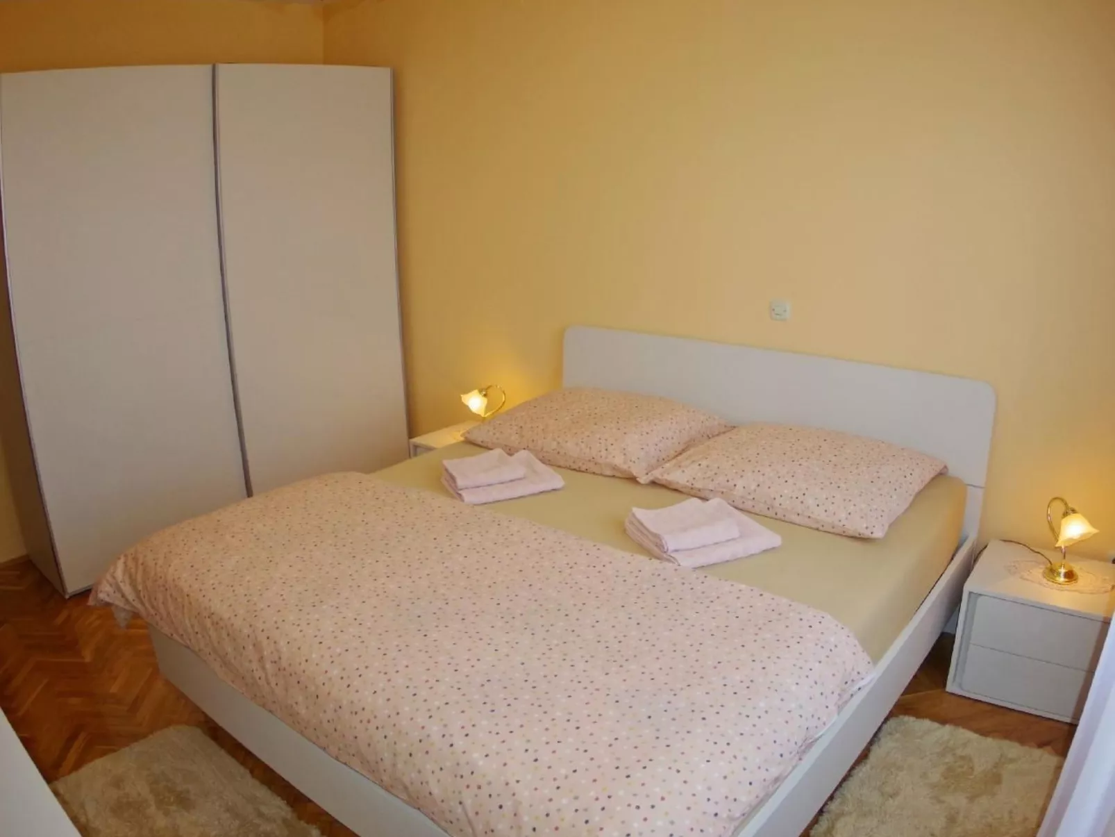 Villa Sandi im Dorf Juršići-Binnen