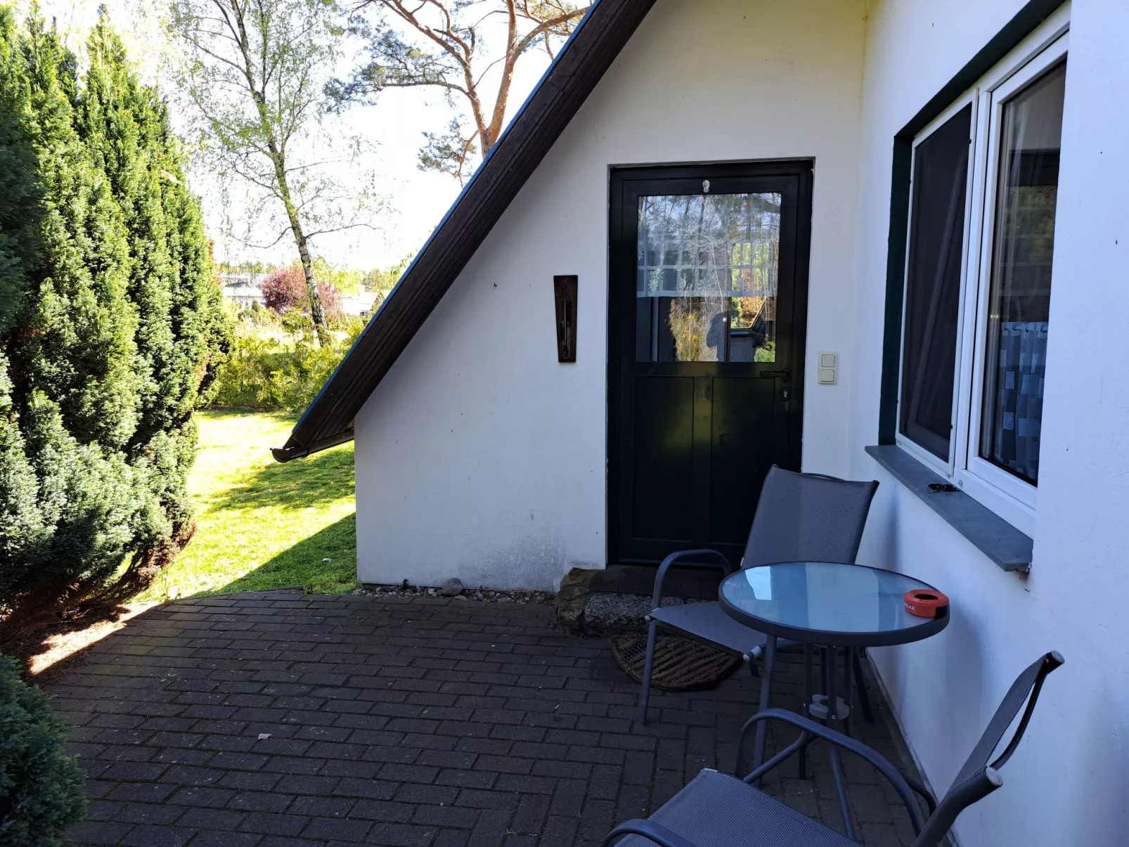 Mit Terrasse mitten im Grünen-Buiten