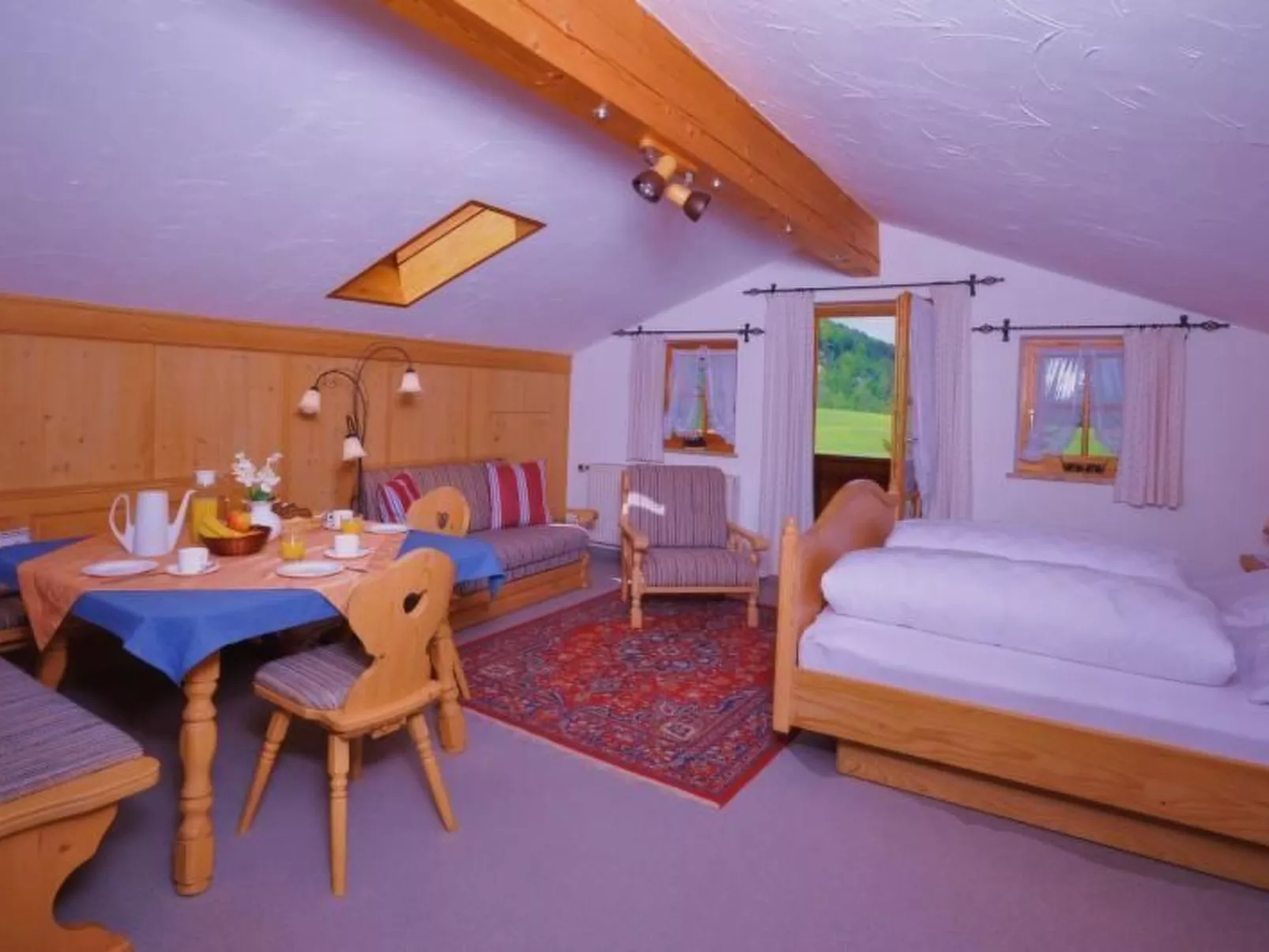 Komfortable Ferienwohnung mit herrlichem Bergblick-Image-tags.info