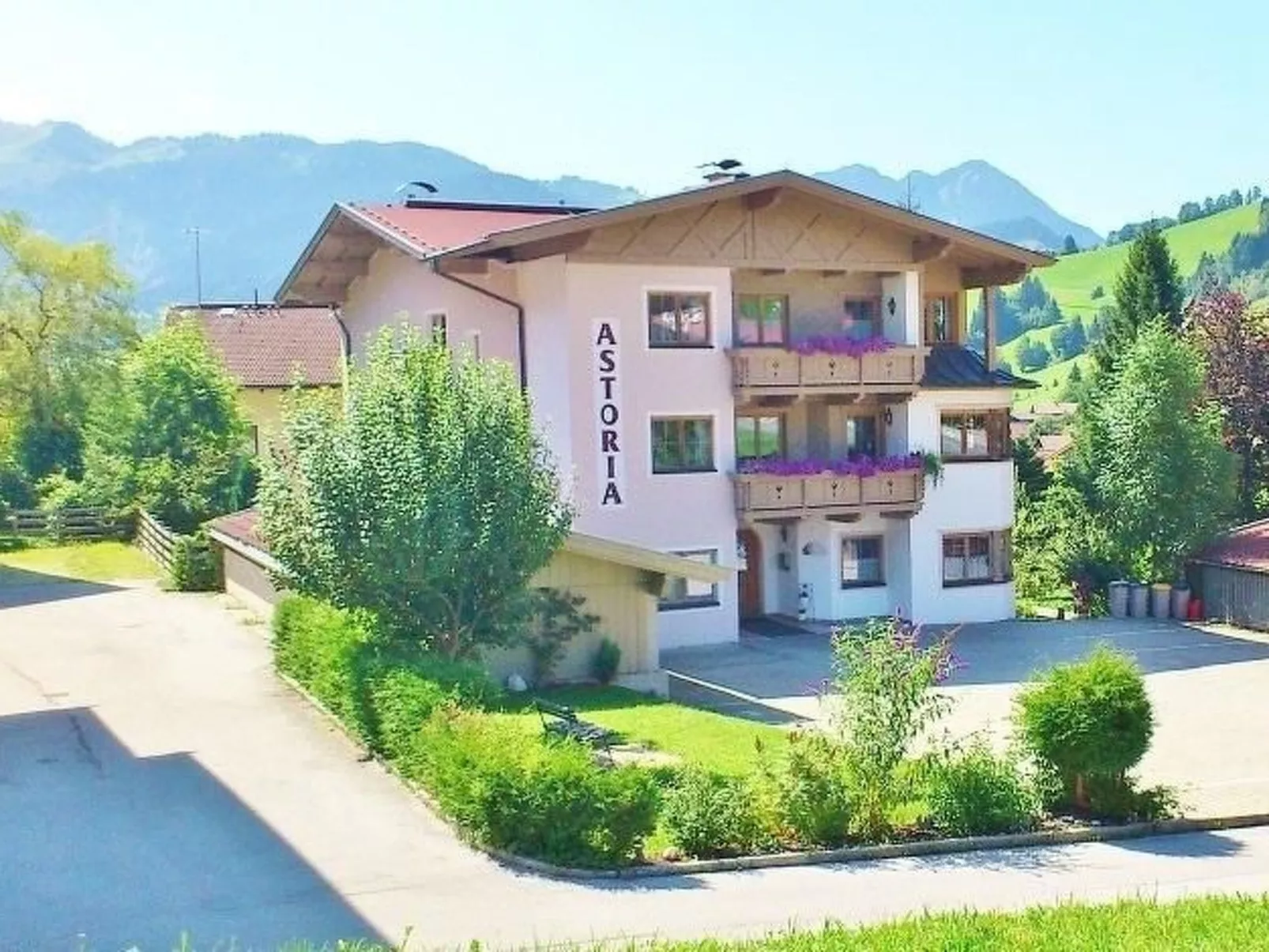 Fewo Bergblick-Buiten