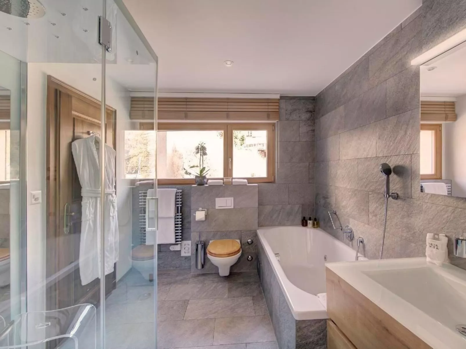 Penthouse Zen - Matterhornblick, 2 Min. vom Lift entfernt-Image-tags.info