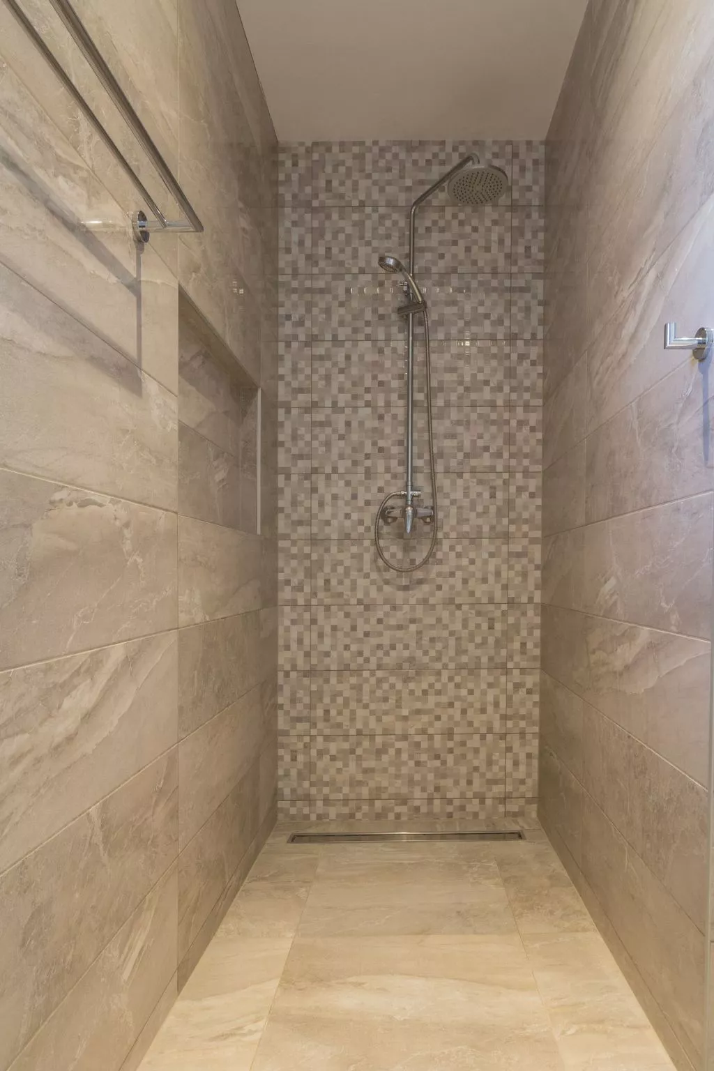 Villa Ema - beheizter Salzwasserpool, Fitnessraum und Sauna-Binnen