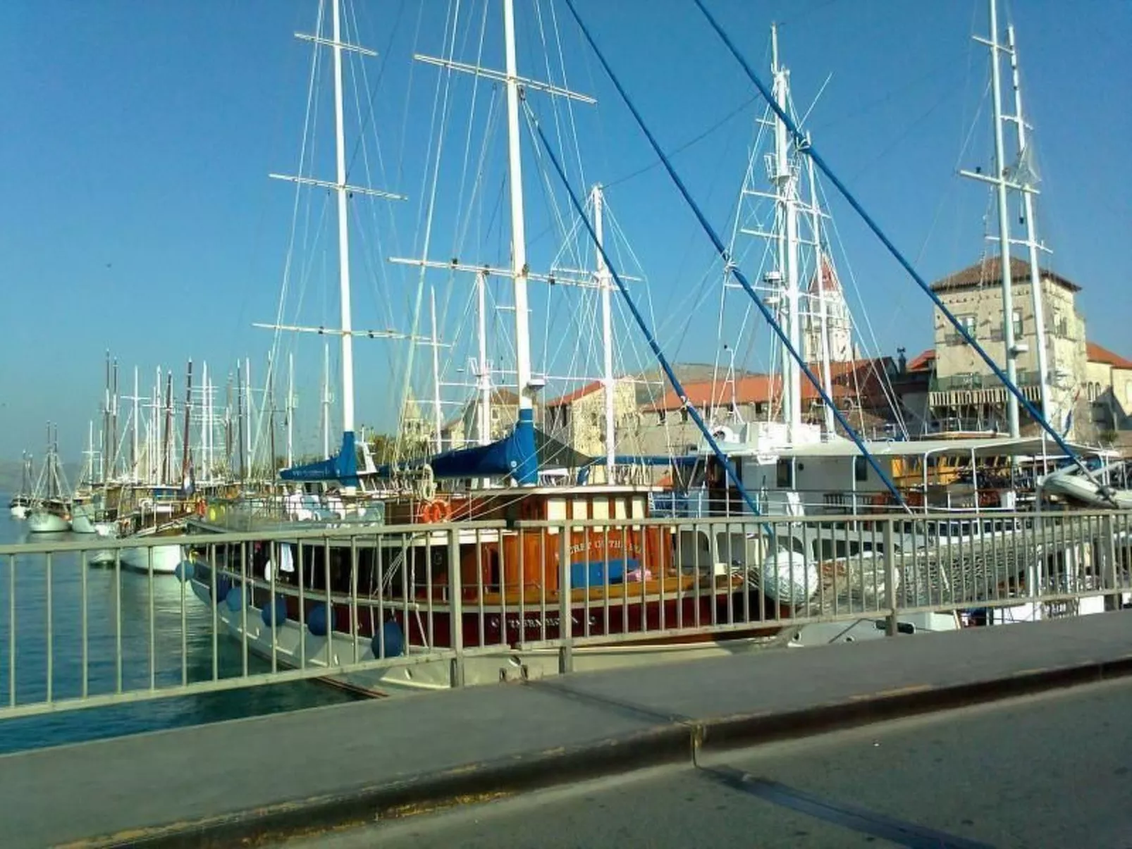Nahe der Altstadt mit Meerblick-Buiten