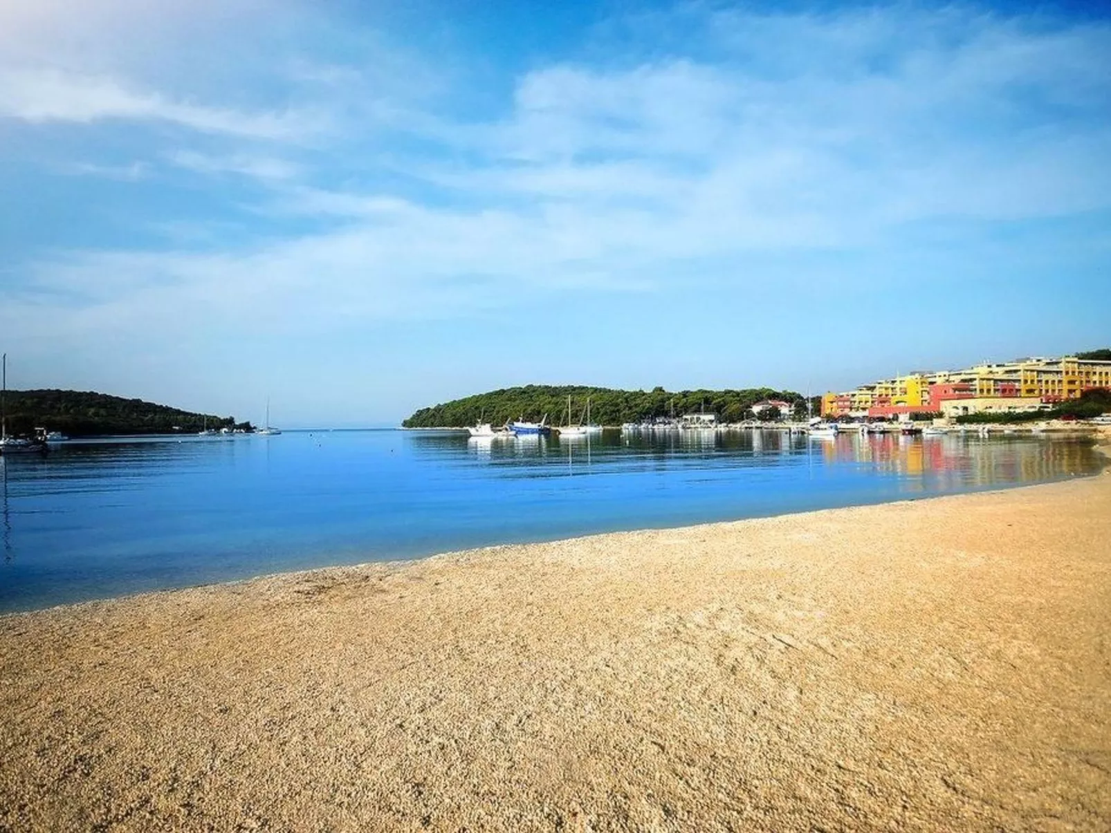 Wohnung in Banjole mit großem Garten-Buiten