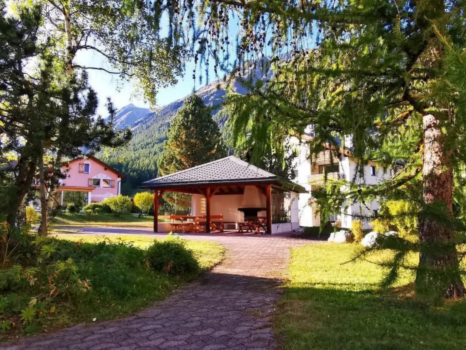 Via charels sur 8-Buiten