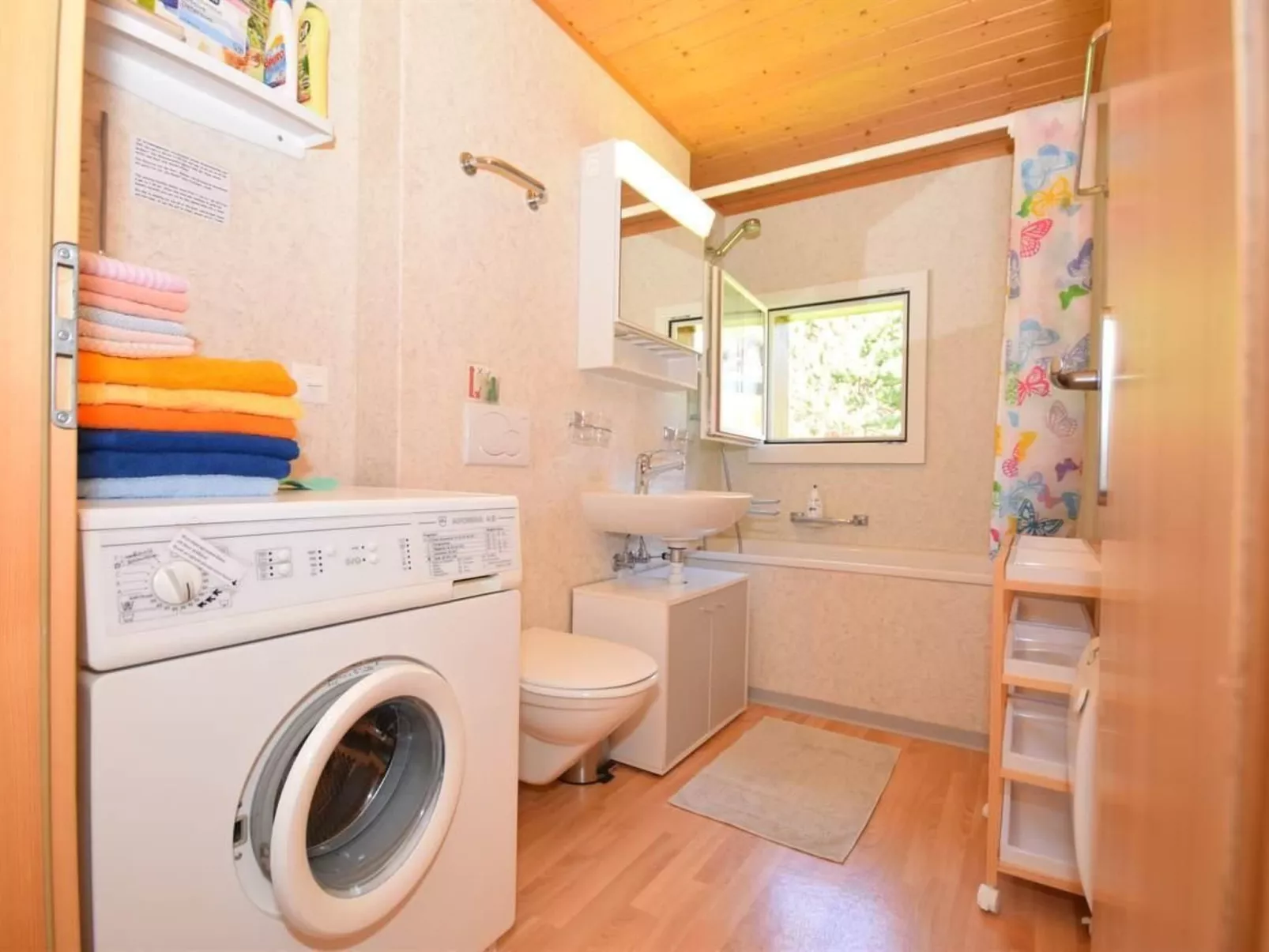 Apartment West - Image-tags.info