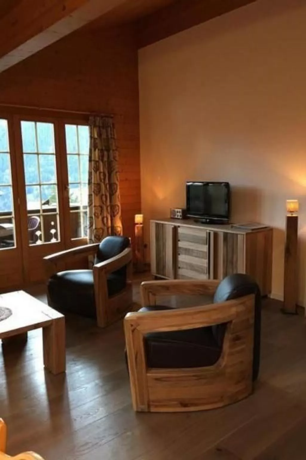 Katharina von Allmen-Image-tags.info