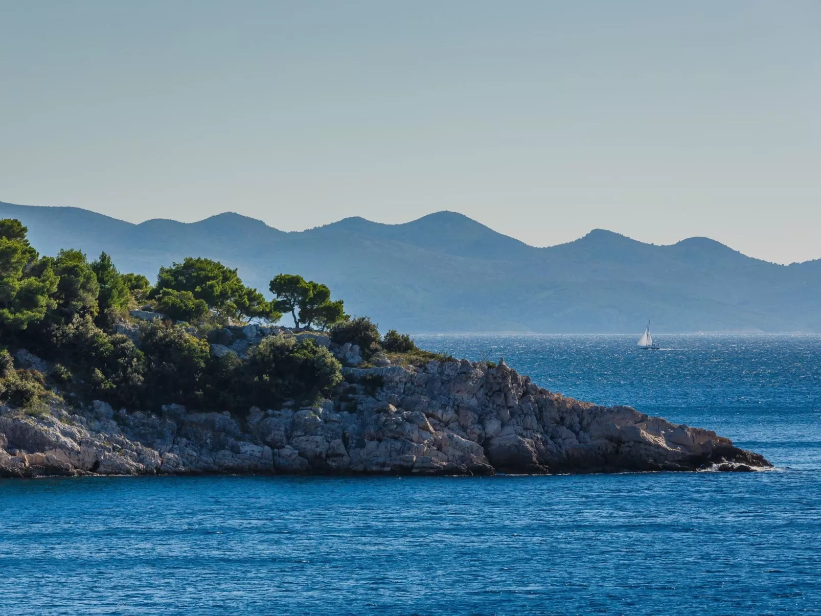 Ferienvilla "Osibova" mit Blick auf das Wasser-Buiten