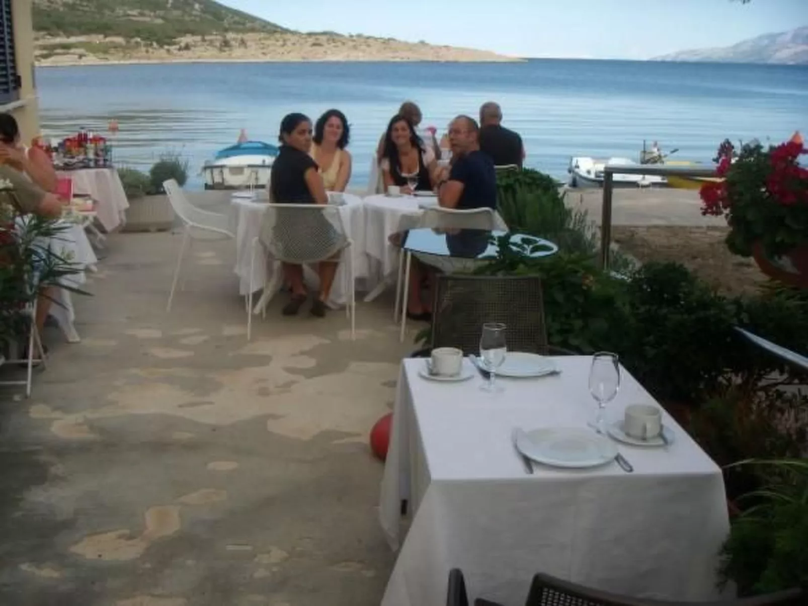 Duplex-Apartment mit Blick auf das Meer und den Garten-Buiten