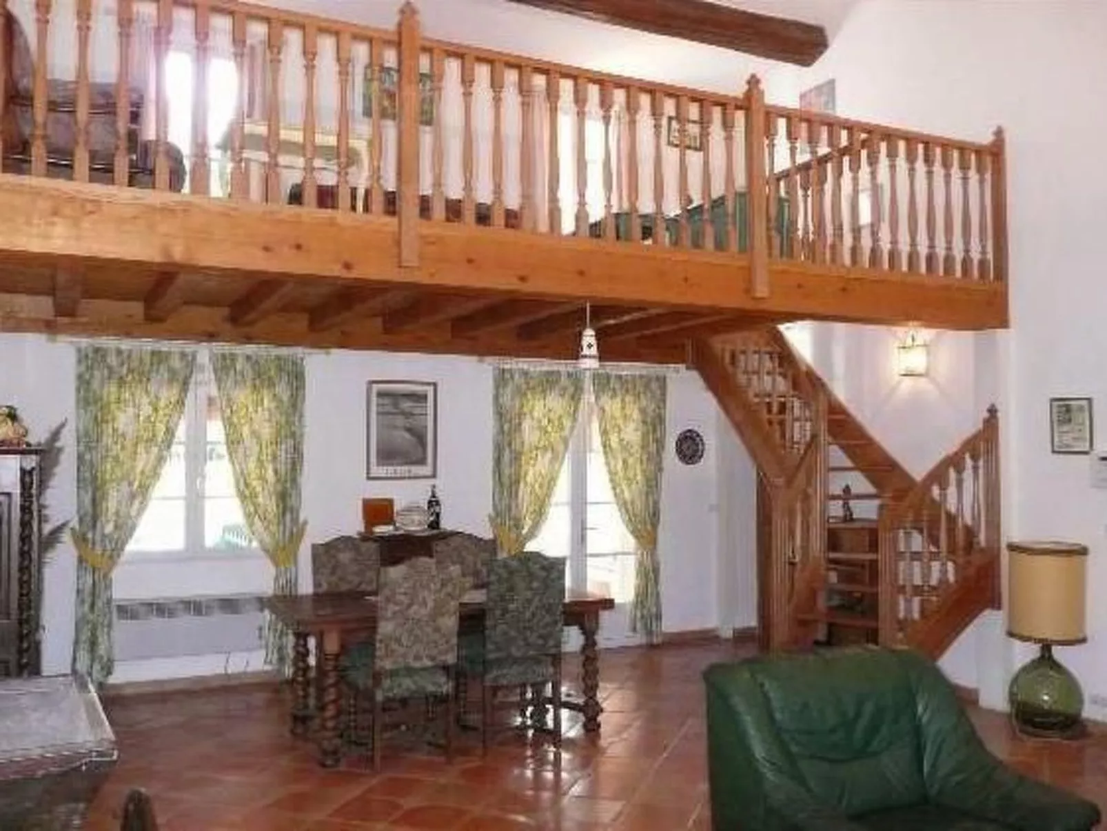 Ruhige Villa mit Pool im Herzen der Weinberge-Binnen