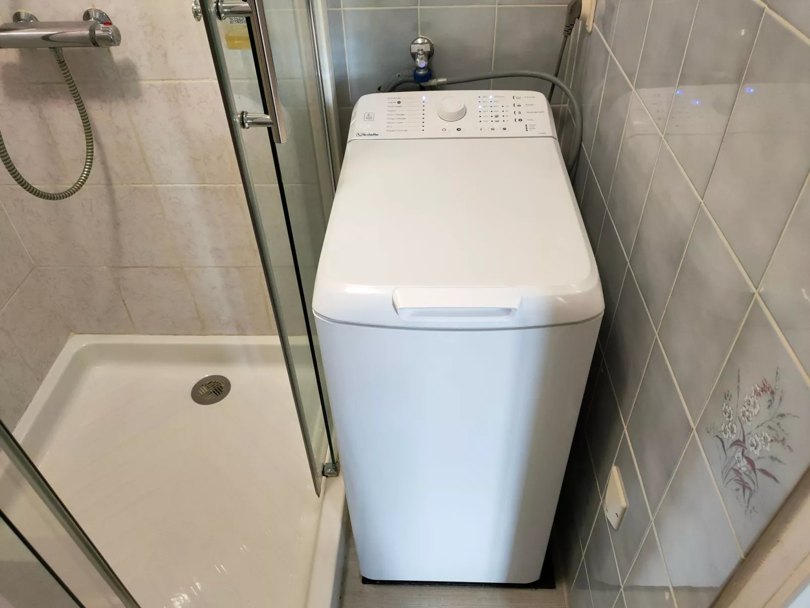 Gite Iris Montagnes du Jura mit Spa Sauna Fluss-Binnen