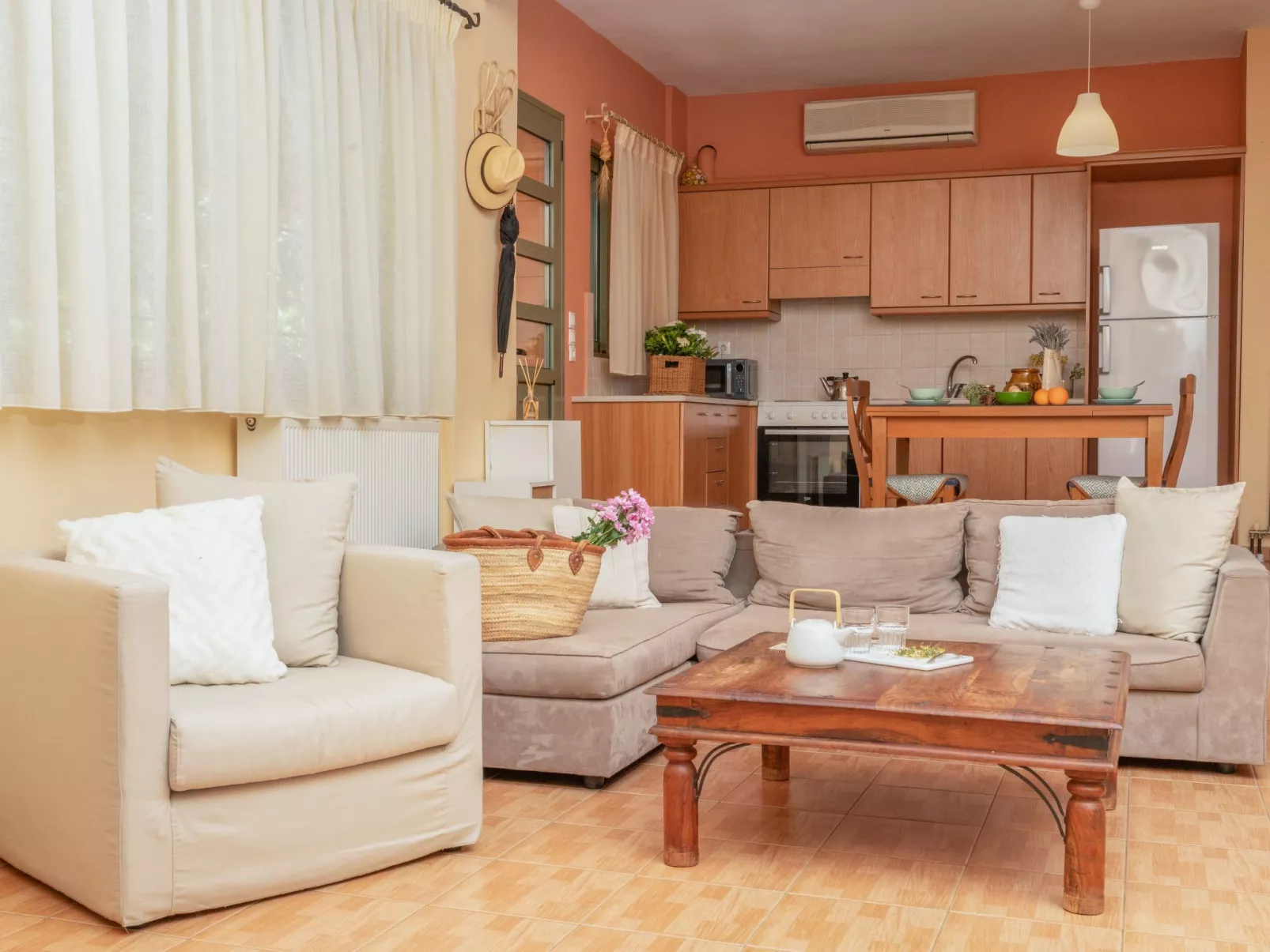 Haus in Nea Tirintha mit privatem Parkplatz-Binnen