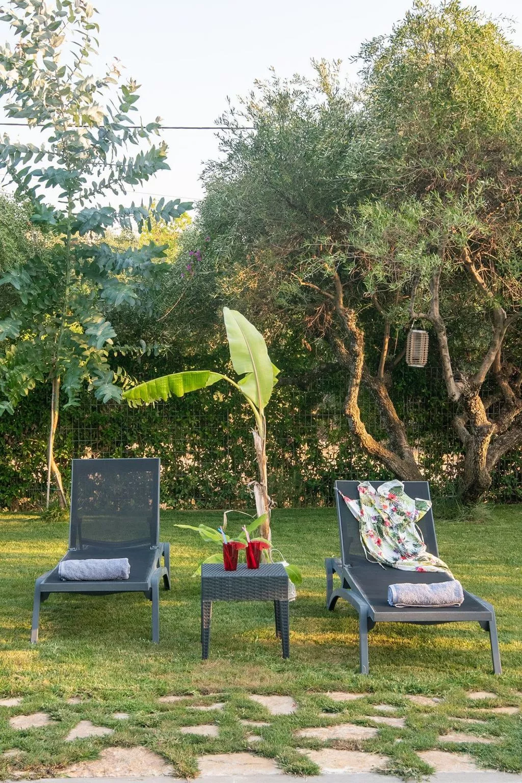 Geräumige Familienvilla, privater Pool und Garten-Image-tags.info