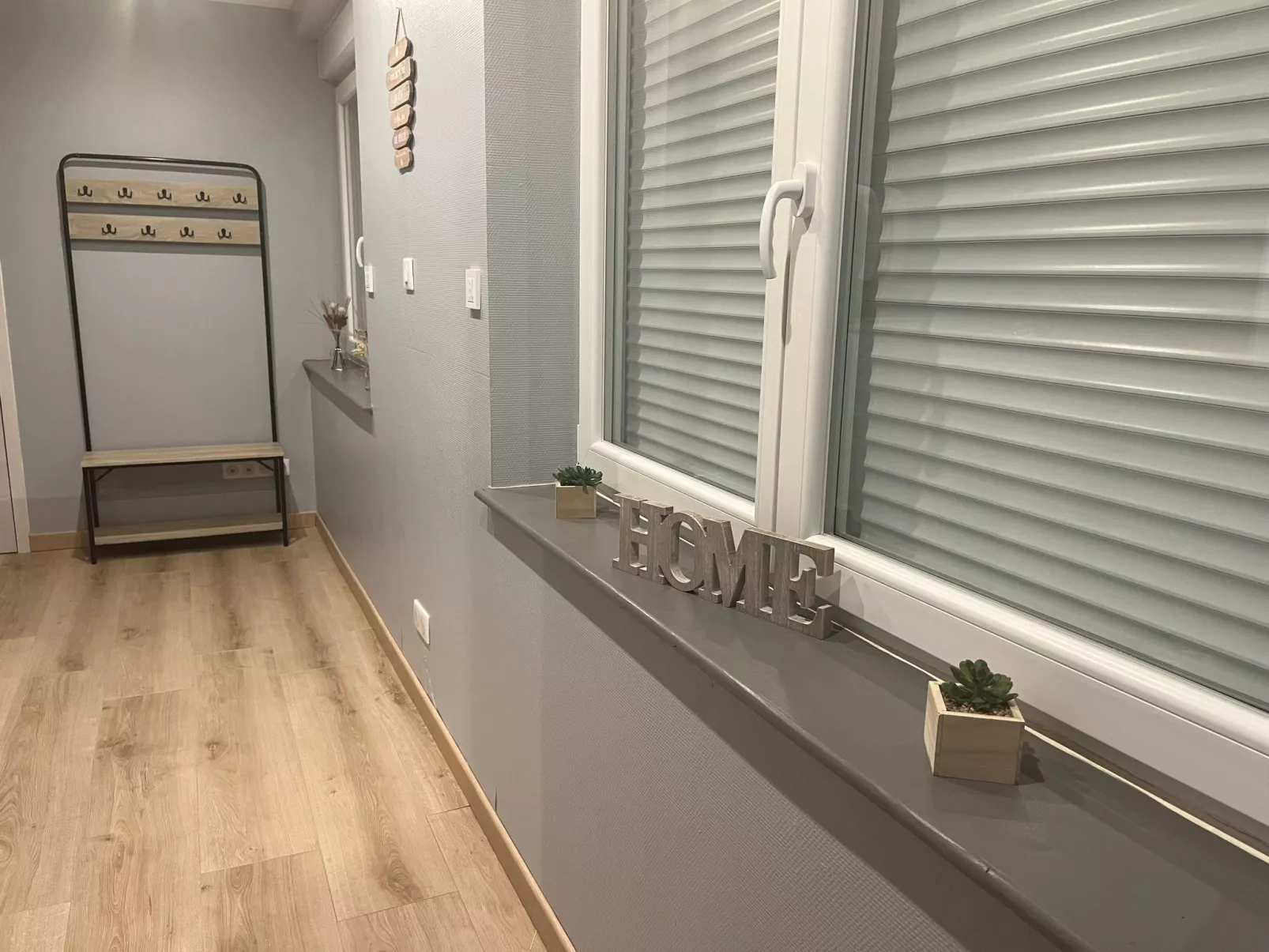 Wohnung mit Privatparkplatz - Binnen