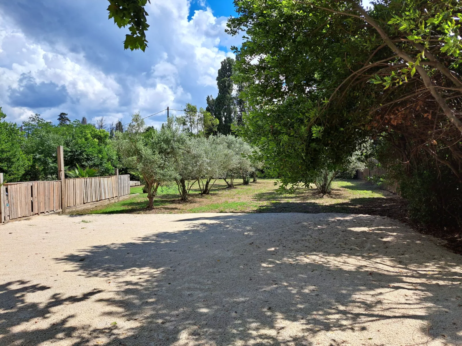 Villa-Mas des Lilas bei Coba in der Provence-Buiten