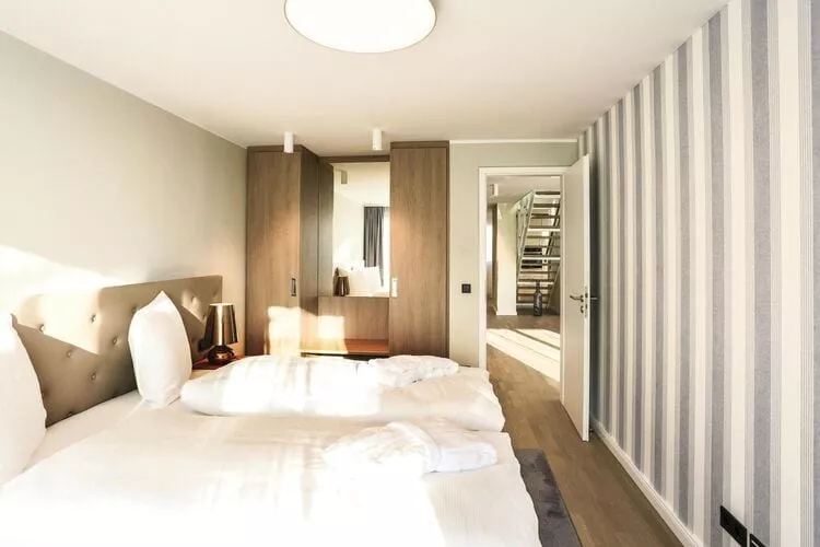 Apartments im MAREMÜRITZ Yachthafen Resort & Spa / Mare Grand Maisonette Suite 3 Personen