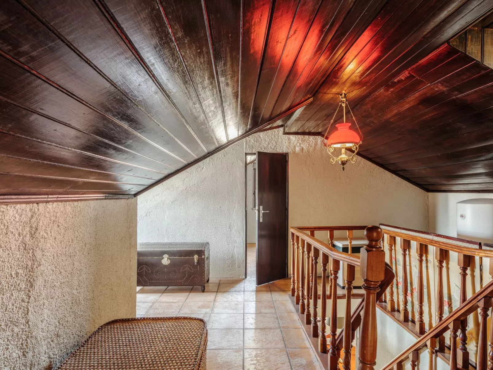 Aroeira Pool House-Binnen