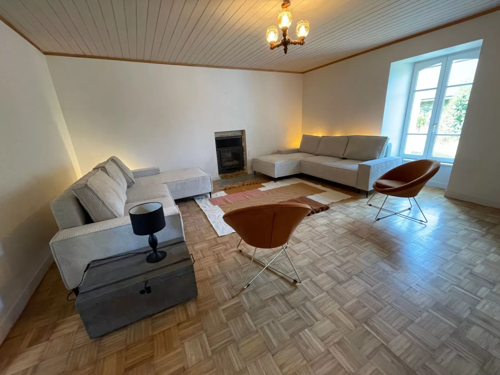 Haus mit großem Komfort, 20 Min. von den Stränden entfernt-Binnen