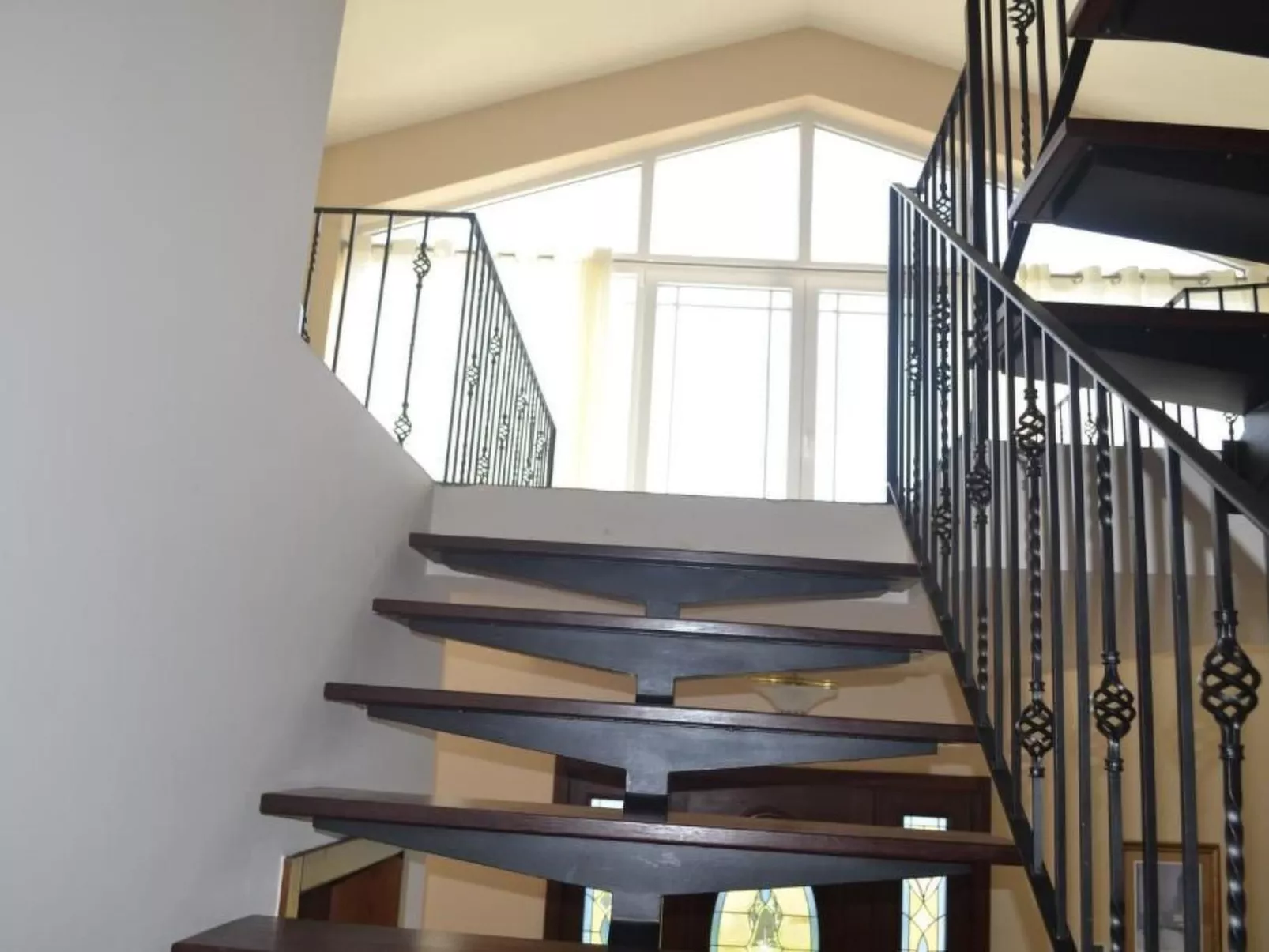 Große, komfortable Villa auf der Insel Terceira-Buiten