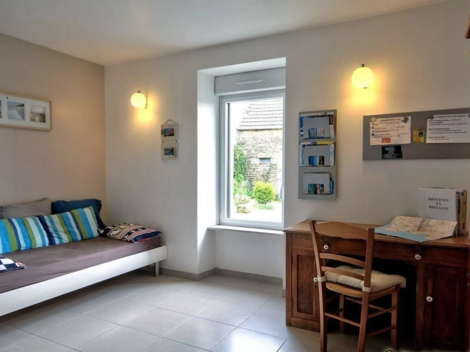 Domäne "Gîte de Languivoa" (Unterkunft in Languivoa)-Binnen