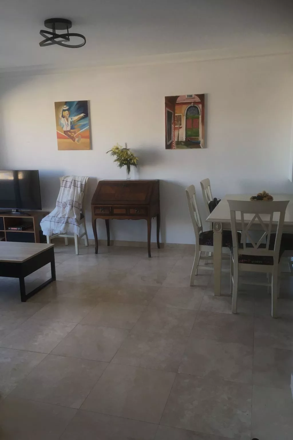 Wohnung mit Terrasse-Binnen