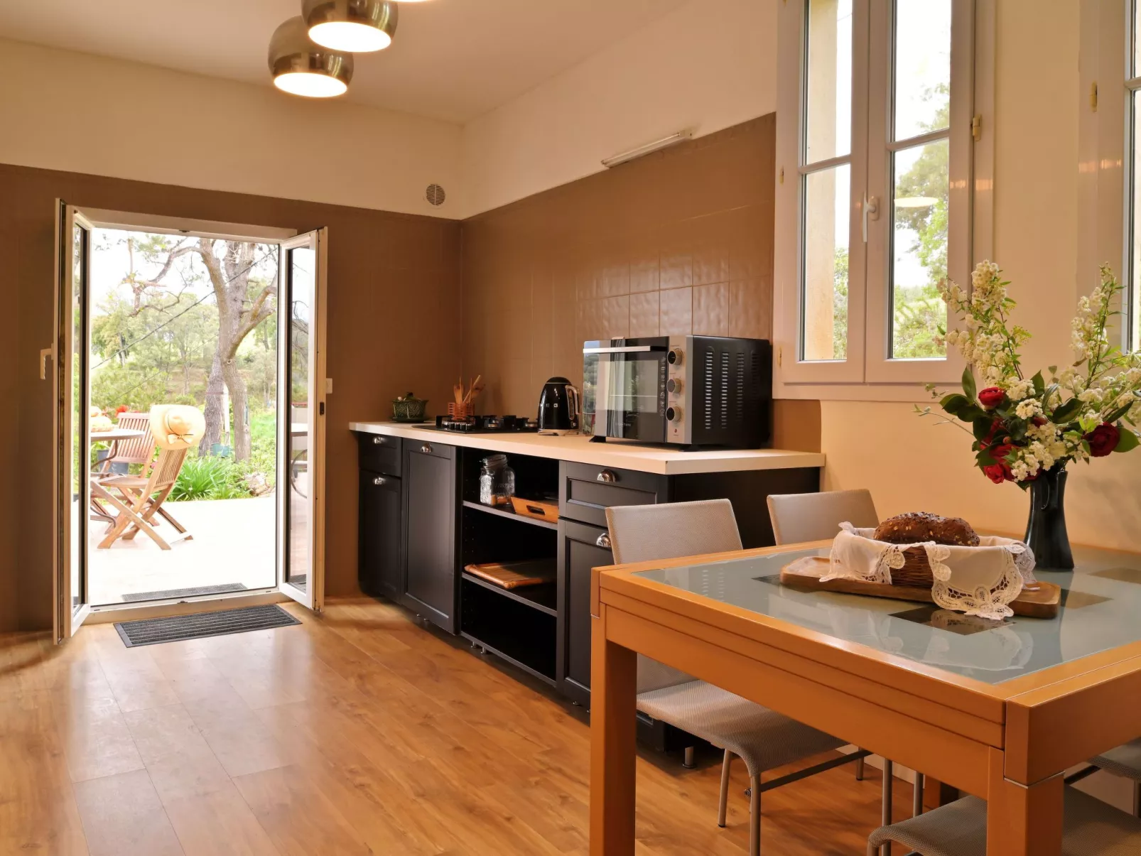 Weingut Punta della guardia zwischen Meer und Gebirge-Binnen