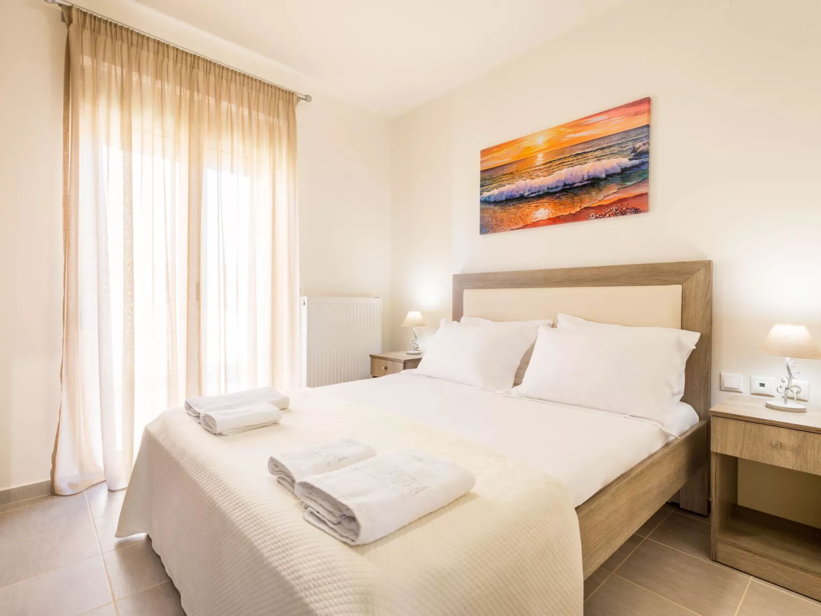 Küstenvilla mit Pool in der Nähe eines ruhigen Sandstrandes-Binnen