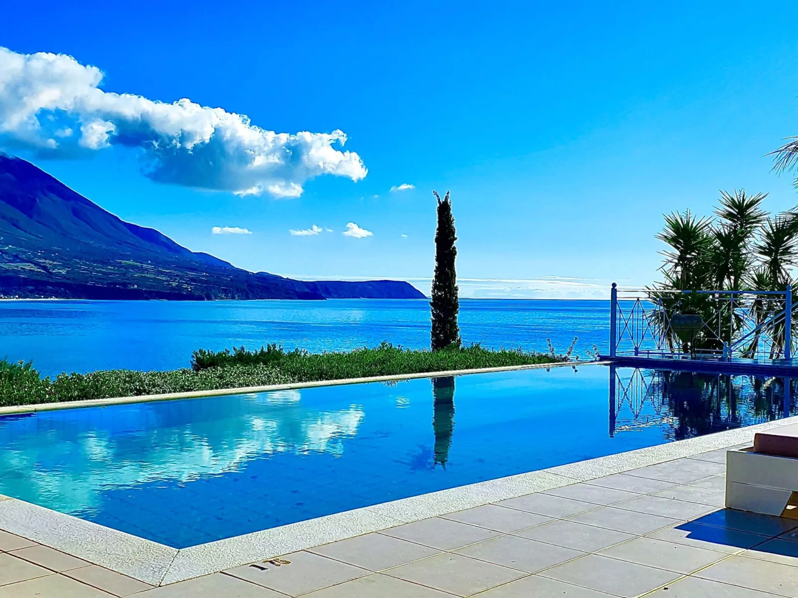 Luxusvilla Thalassa, direkt am Meer-Buiten