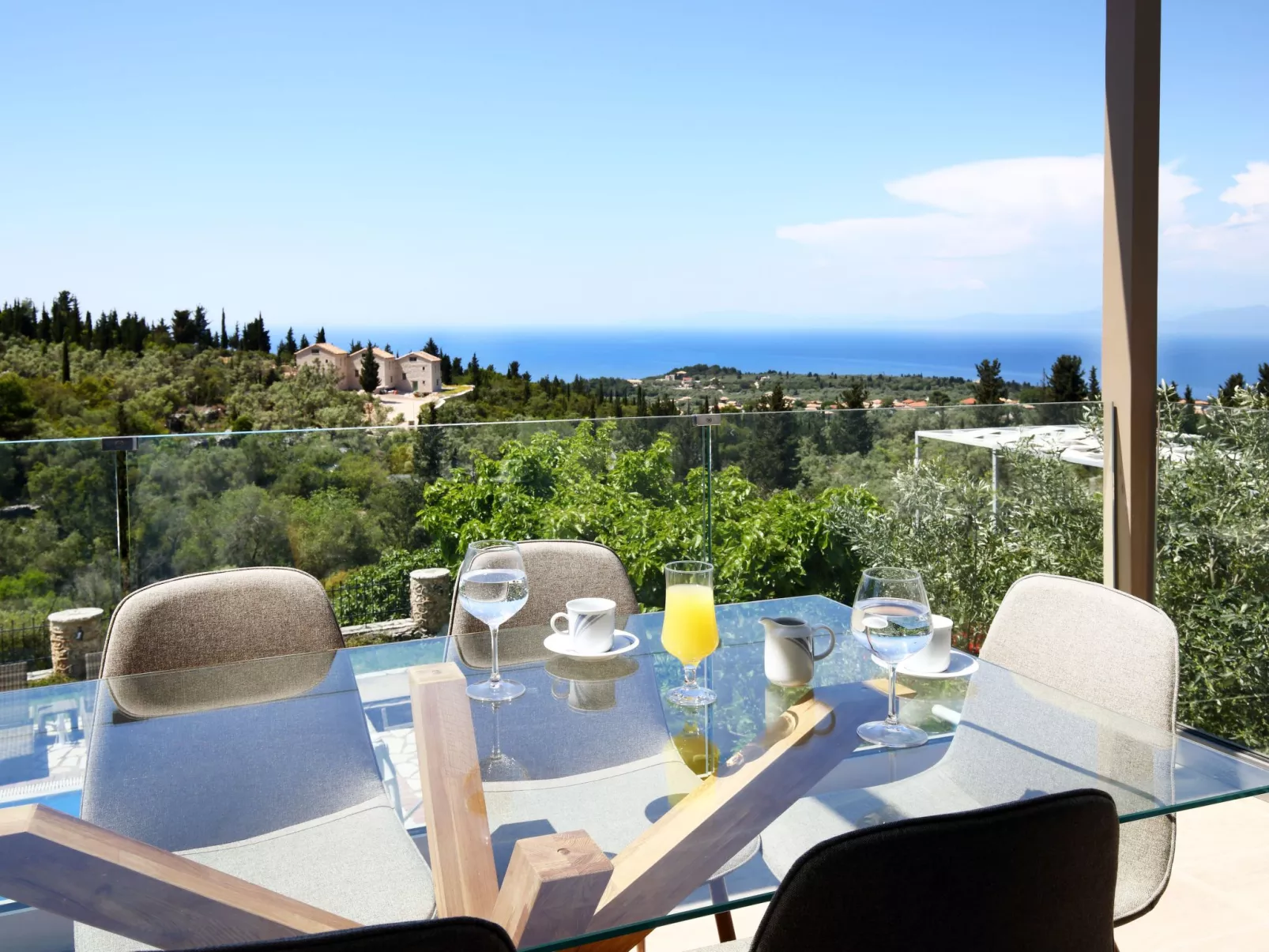 Luxusvillen Thanasis in der Nähe von Kathisma-Buiten