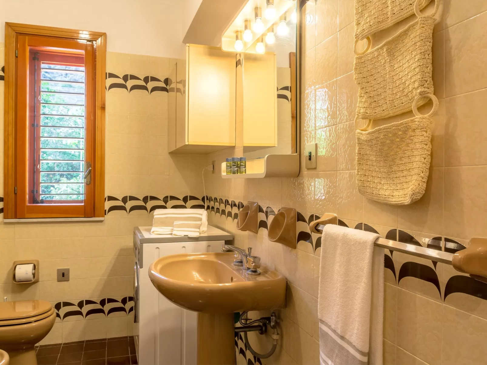 Wohnung 'Blue Wood' in Strandnähe-Binnen