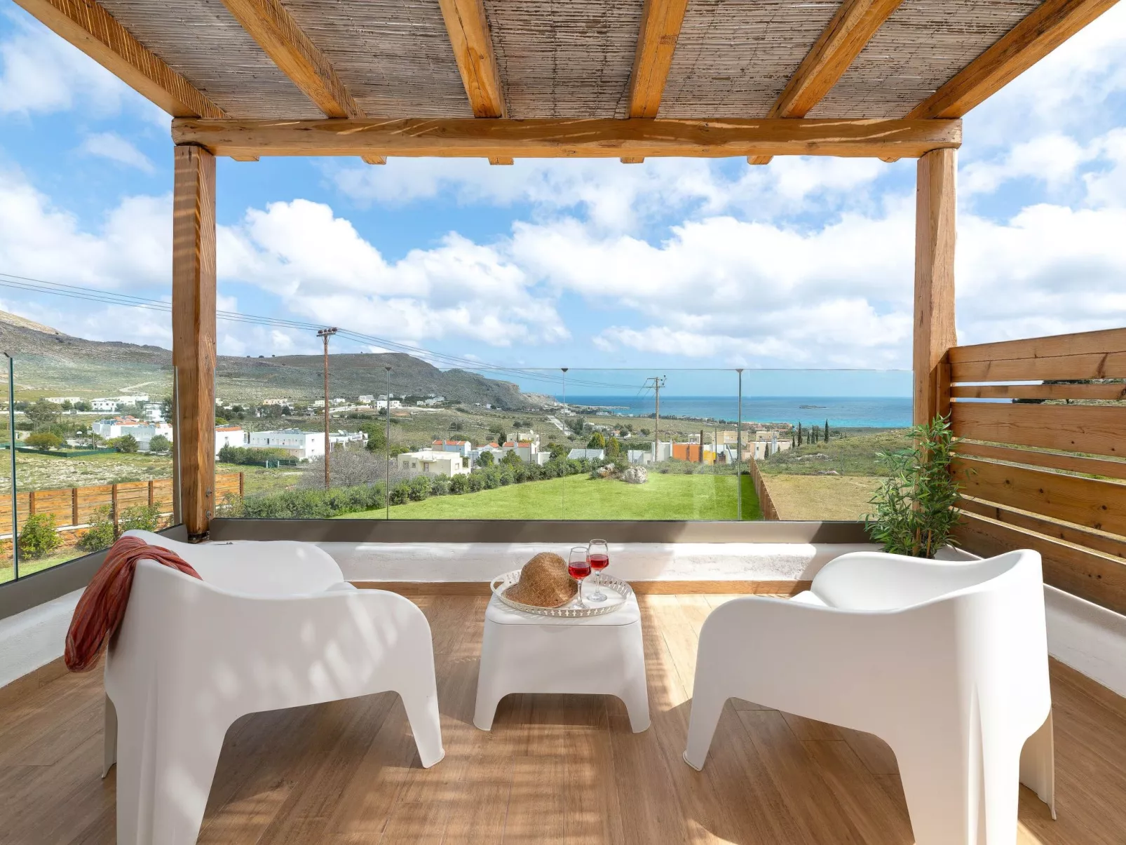 Luxus-Ferienvilla Ikaros-Image-tags.info