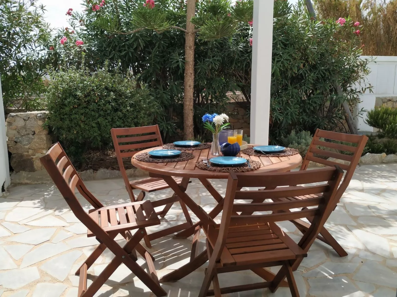 "Mykonian Aroma" mit Pool-Buiten