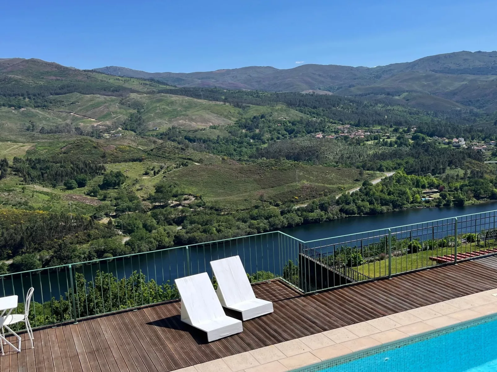 Casas das Olas 1 - Großartige Aussicht, 2 Pools, idealer Ort zum Entspannen und-Buiten