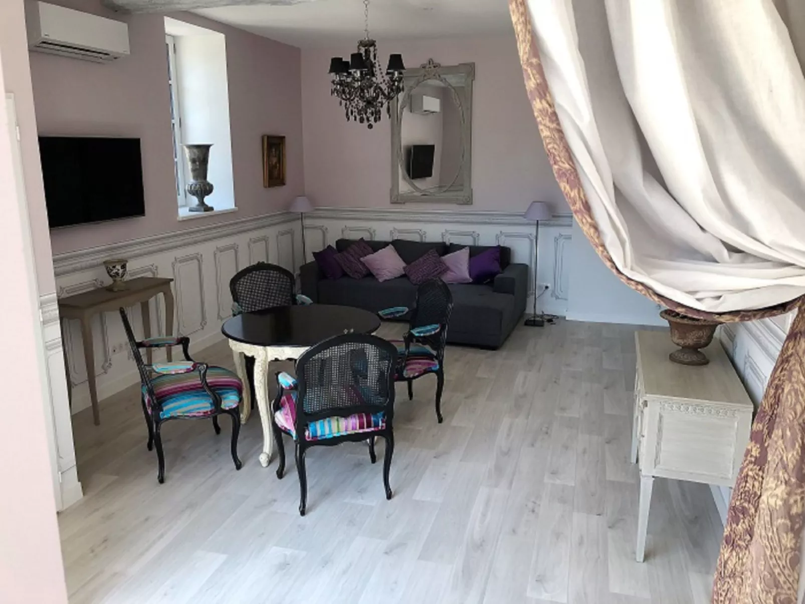 Cottage du Château duplex 90m2 mit Pool Azay le rideau-Binnen