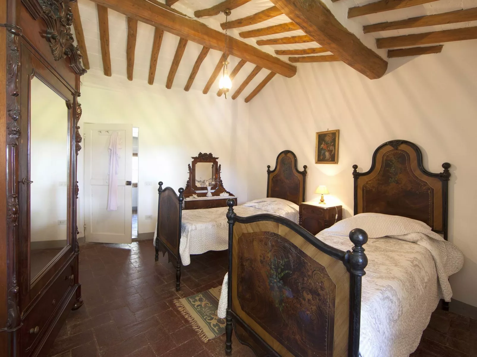 'Pini capponi' mit Pool-Image-tags.info