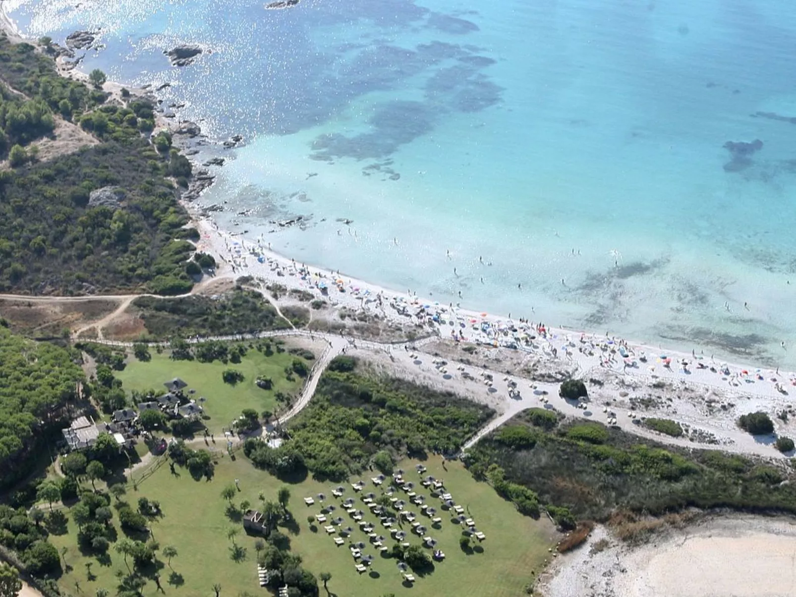 Villa Isabel, Meer- und Strandblick, Schwimmbad und Jacuzzi-Buiten