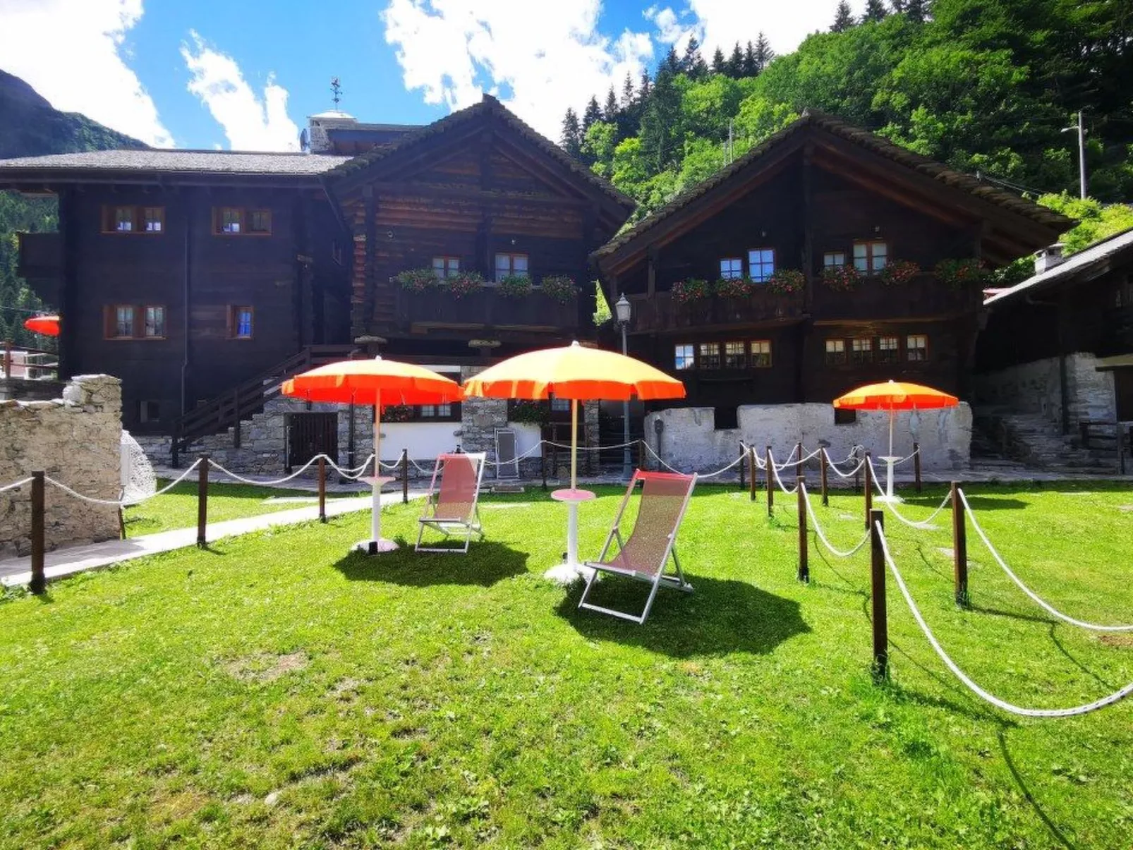 Chalet "Borgo Walser Testa 3" - Image-tags.info