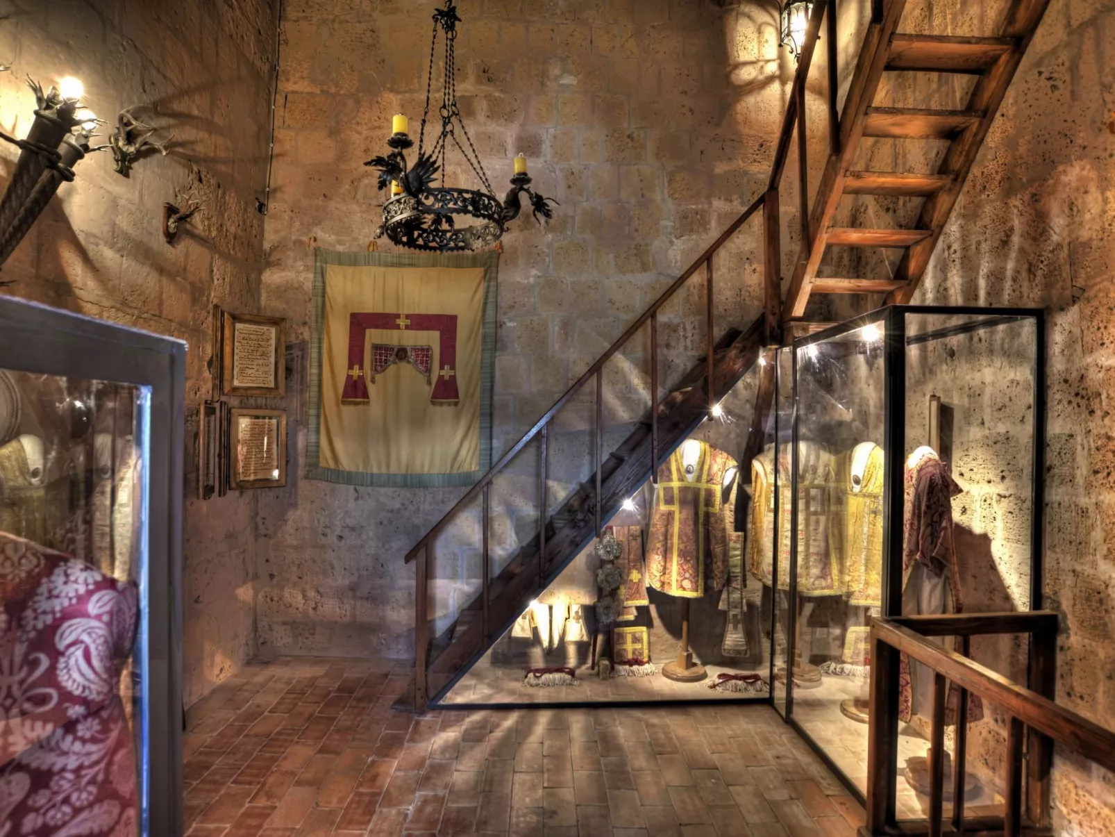 Komfortable Unterkunft in einem Schloss, Schwimmbad-Image-tags.info