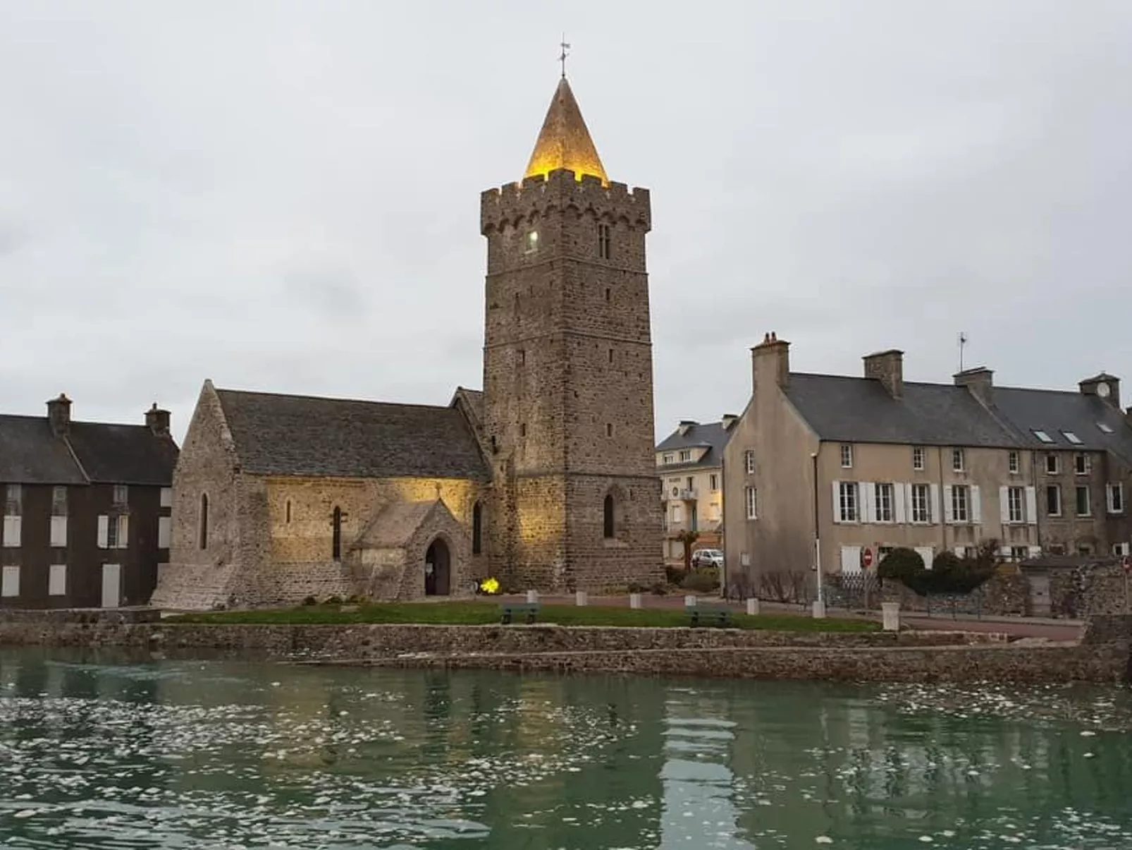 Haus im Erdgeschoss in Strandnähe-Buiten
