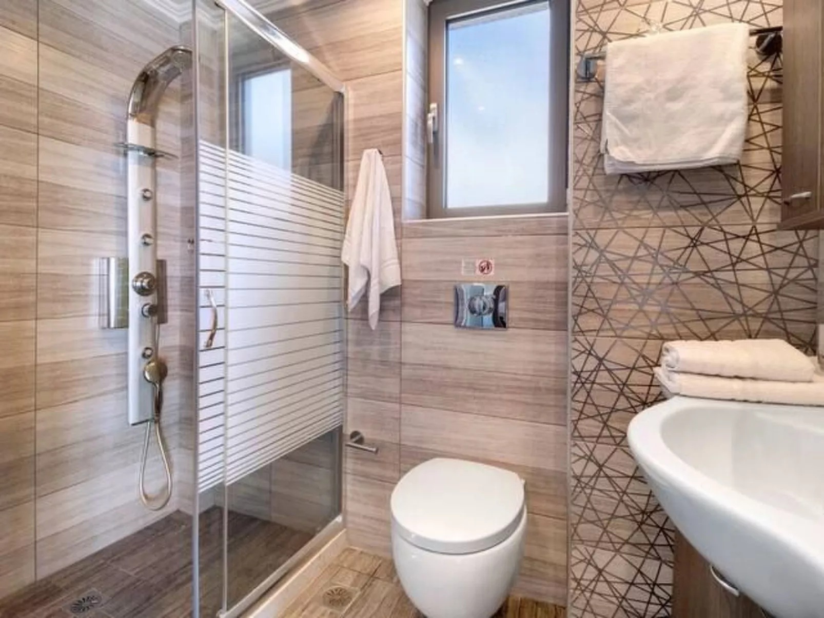 Luxuriöse Steinvilla Emily nahe dem Strand von Mylos-Binnen