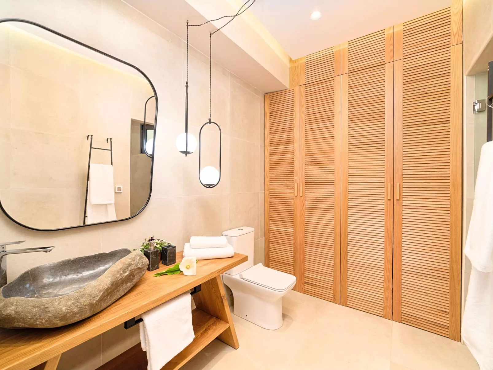 Blue Lake Villa Beheizter Pool-Binnen